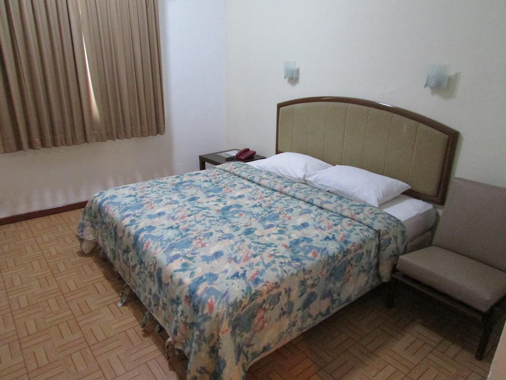 Pasir Panjang Inn Singapore Room photo